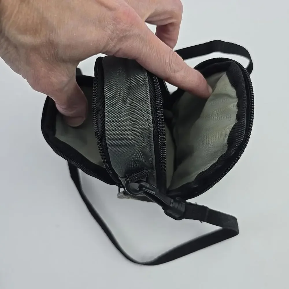 Case Logic Black Compact Camera Pouch Nylon, Padded, Belt Loop